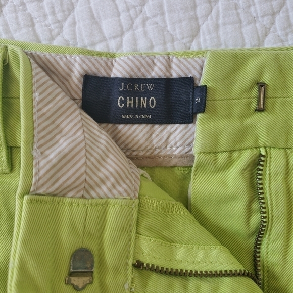 j. Crew Chino Shorts in Neon Green, Size 2 - Picture 3 of 5